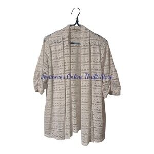 Effortless Layering in Classic White